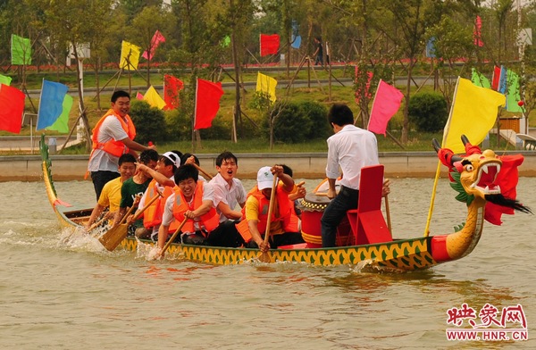 端午小長(zhǎng)假 歡樂(lè)水上游