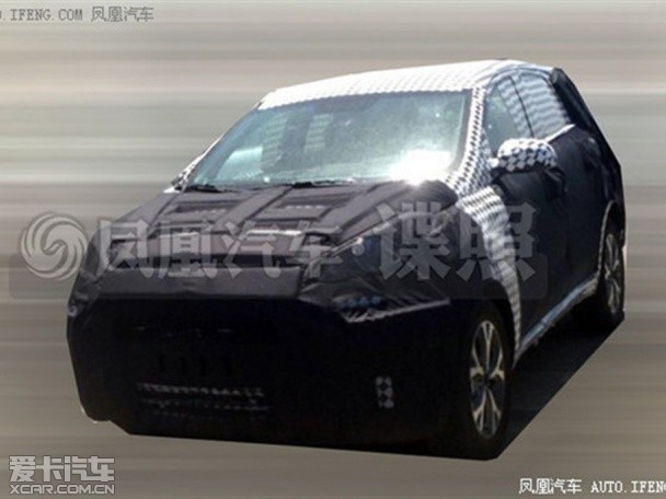 起亞全新小型SUV