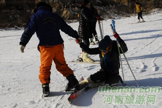 全家滑雪總動員 甘山優(yōu)惠大放送