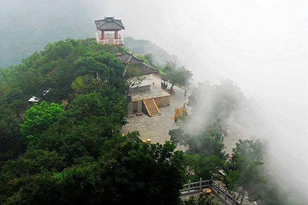 春游好去處 18地市登山首選推薦