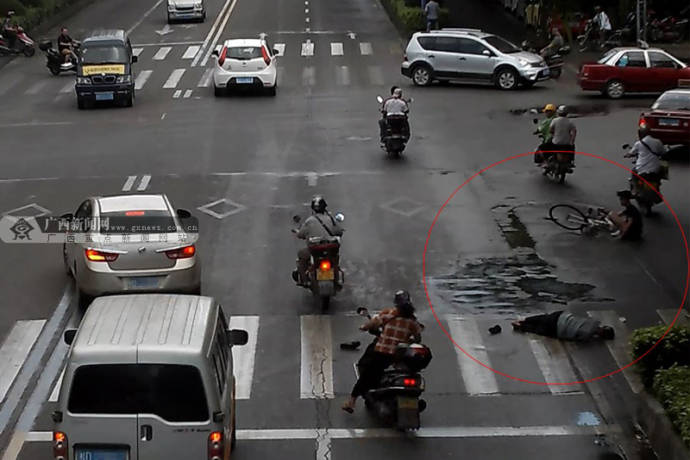 少年騎單車撞人致死(640*320)