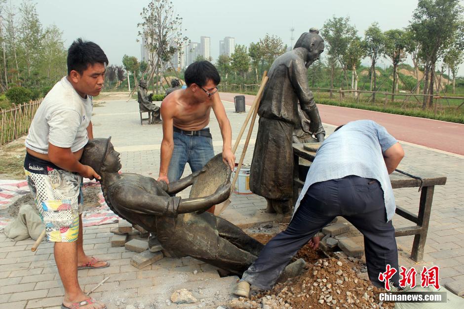 生態(tài)廊道雕塑盜損嚴(yán)重